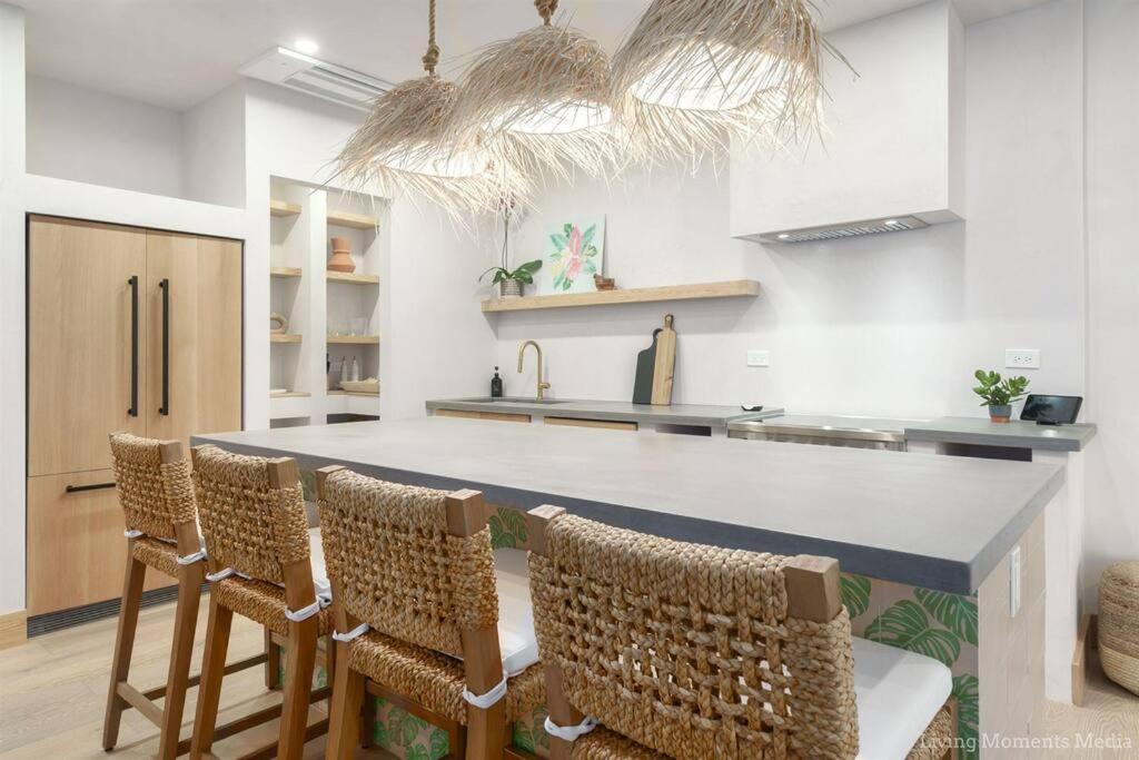 Aloha Moon - A Chic And Dreamy Modern Tropical Hideaway! Wailea (Maui)
